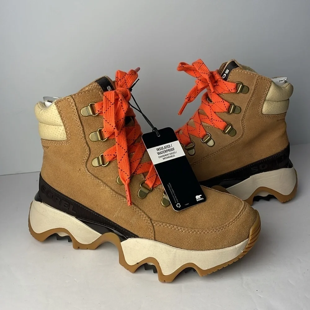 NEW Sorel Kinetic Impact Conquest Sneaker Boots